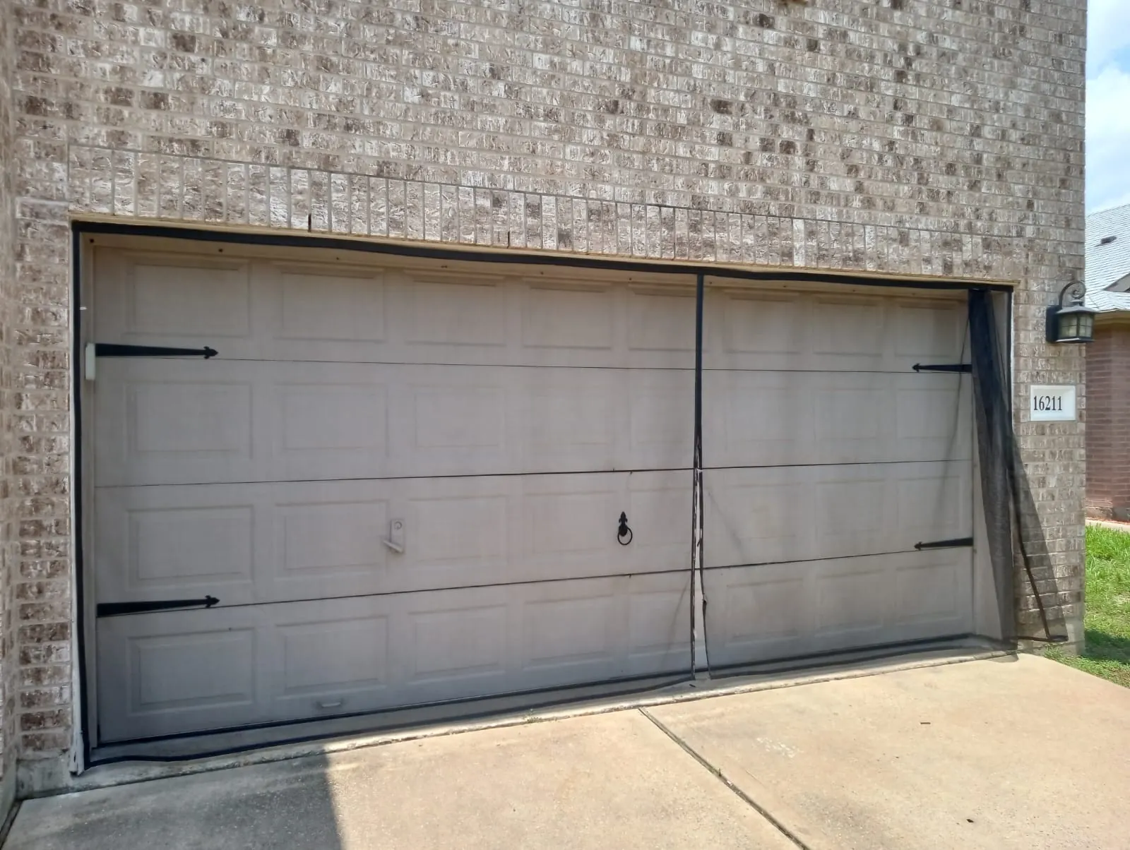 24/7 Emergency Service — Lemus Garage Door Services, Licensed & Insured, (281) 906-4783