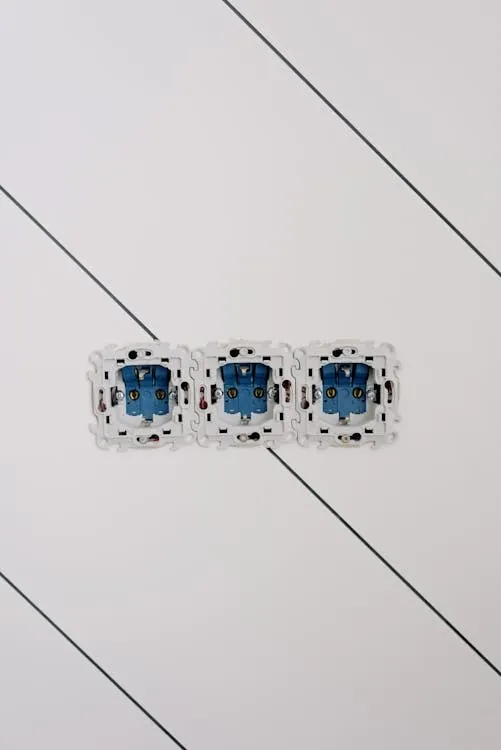 Garage Door Maintenance Services in Sugar Land, TX